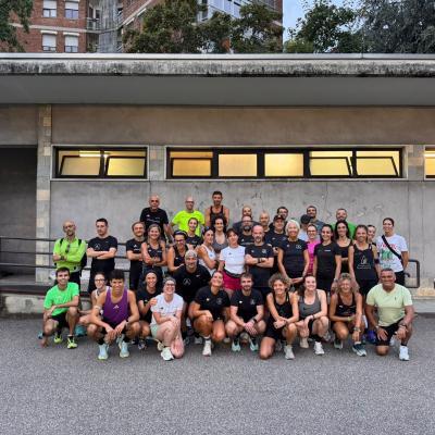 Ci sono allenamenti che fanno bene alle gambe. E altri che fanno bene anche alla testa e al cuore Oggi fatica, sorrisi,…